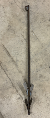 Fixation métallique robuste à enfoncer D. 20 mm avec maillon 120 cm