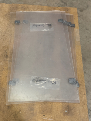 Lot de 4 fenêtres en plexiglass pour mirador Alsace